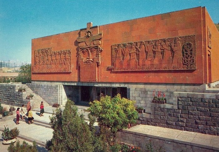 Музей крепость "Эребуни"